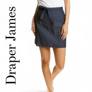Draper James Chambray Tie Waist Pull on Blue Skirt Size Small NEW